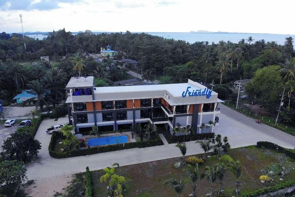 undefined Friendly Hotel Krabi 4