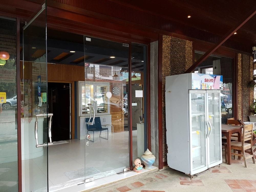 undefined Fundee House Nicha Hostel