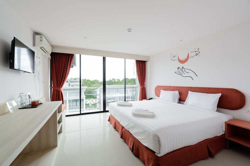 undefined MOON BUDGET HOTEL 2