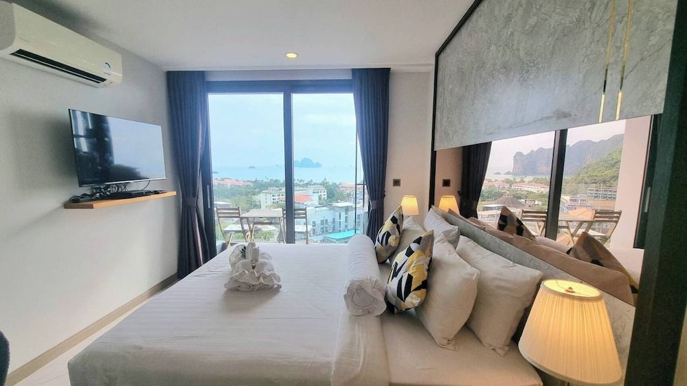 B501-penthouse Seaview 2brs-2baths Ao Nang Beach Apartment, 2 Bedrooms, Accessible, Balcony 4