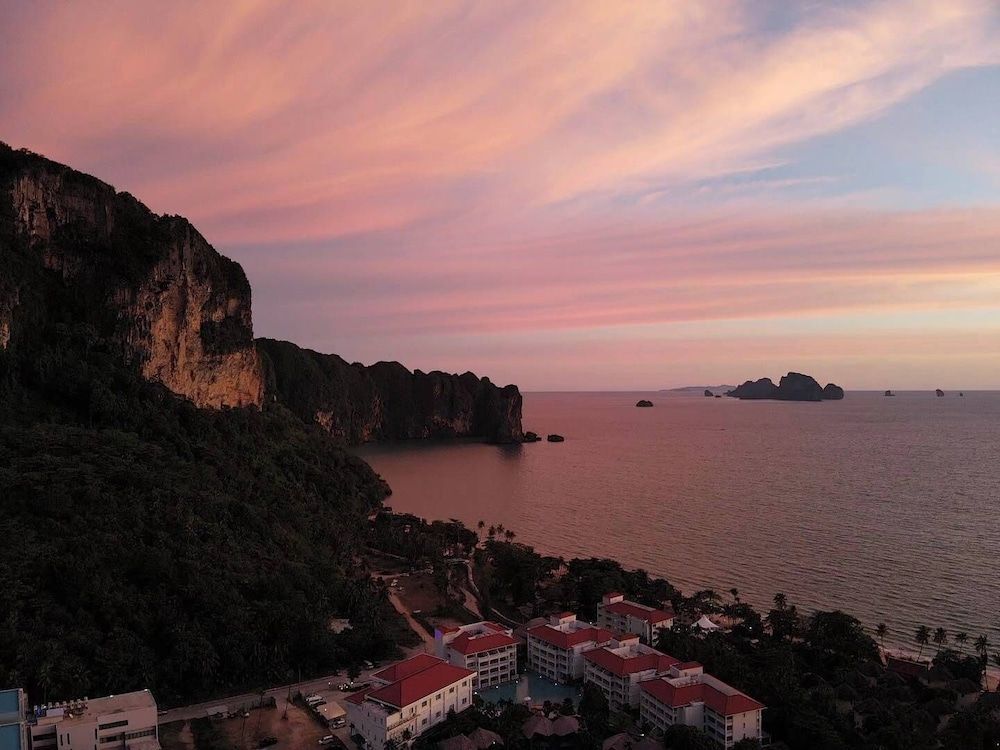 B201-nice Seaview One Bedroom Apartment 300 Meters Walk to Ao Nang Beach Apartment, 1 Bedroom, Accessible, Balcony 8