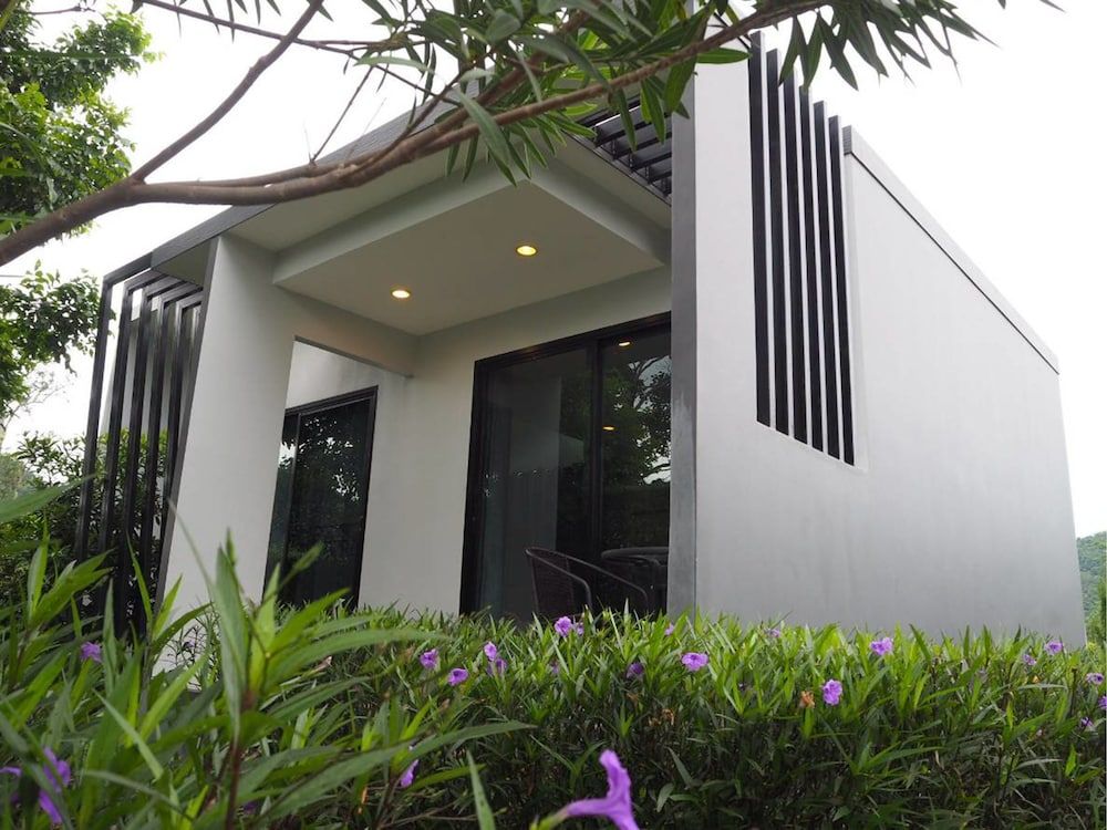 The Focus Khaoyai Resort Deluxe Double Room 5