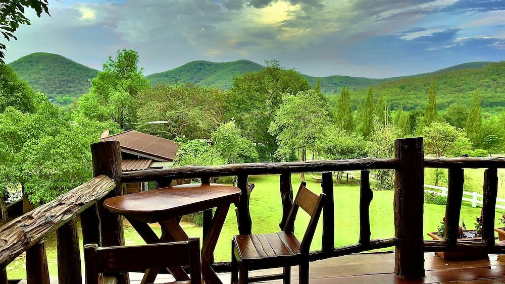 Pakchong Family Home Cabin with Mountain View 11