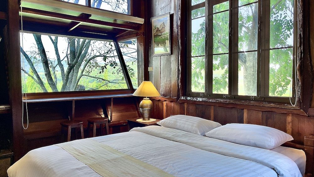 Pakchong Family Home Cabin with Mountain View 15