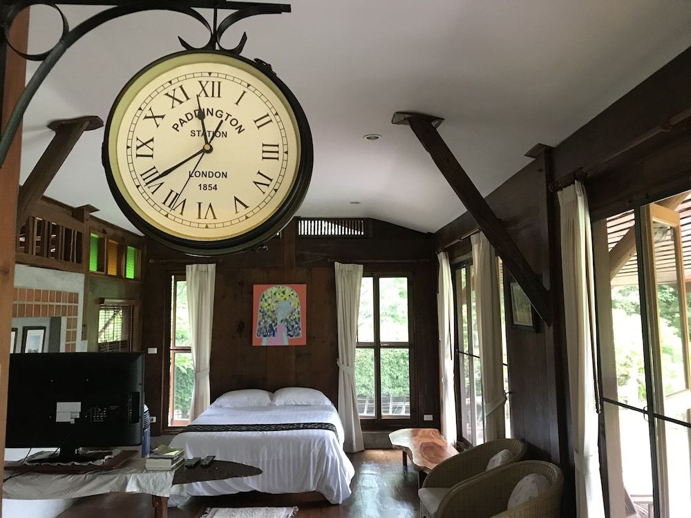 Pakchong Family Home Cottage with Fan 6