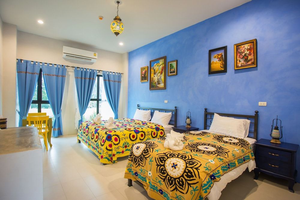 La Reina Maroc Hotel Deluxe Triple Room with Mountain View (FES) 4