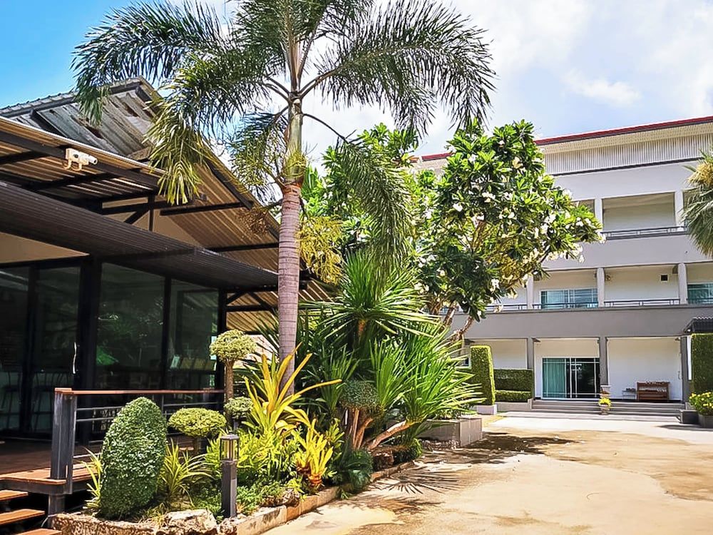 undefined T Park Pakchong 3