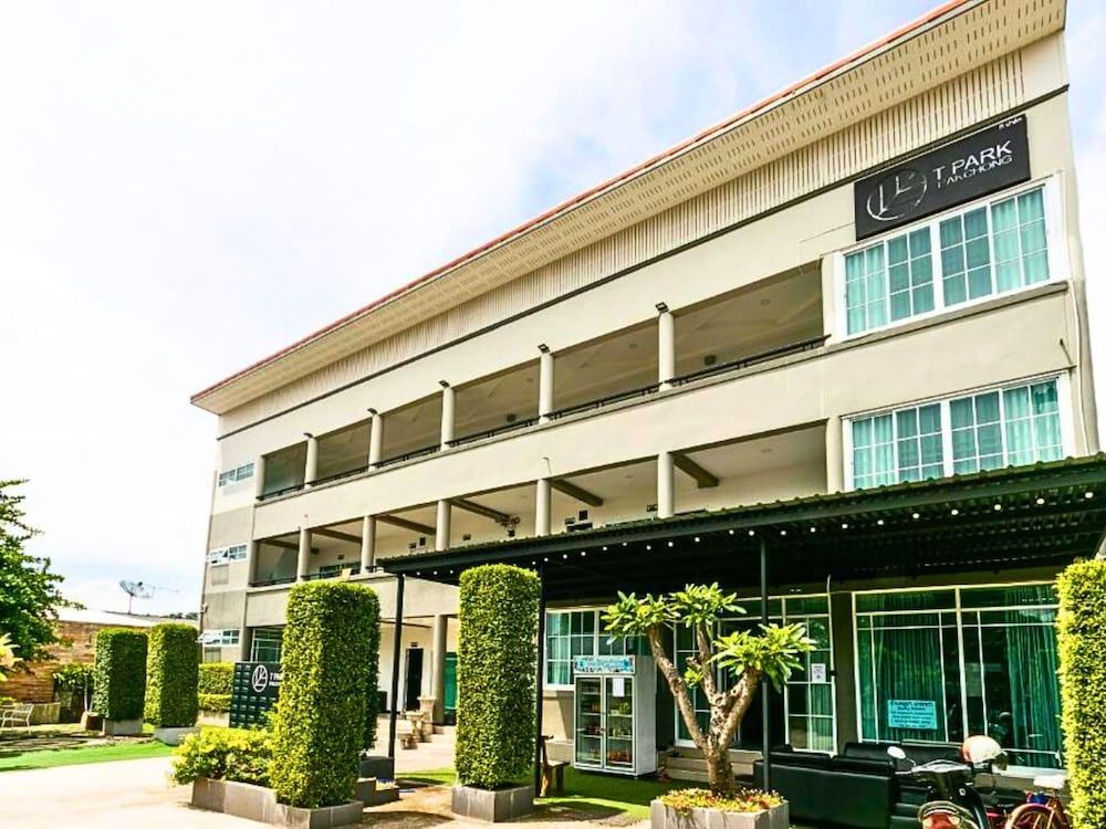 undefined T Park Pakchong 4