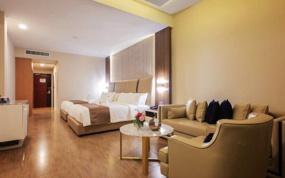 Jupiter Trevi Resort and Spa Superior Room 2