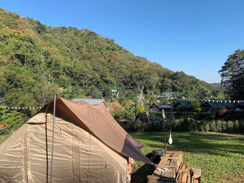 The signature valley khaoyai campus Standard Tent 2