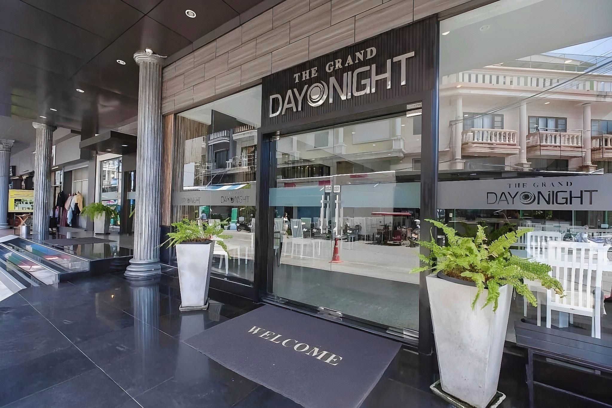 9394e08a12941c4fe0855703d61ba812