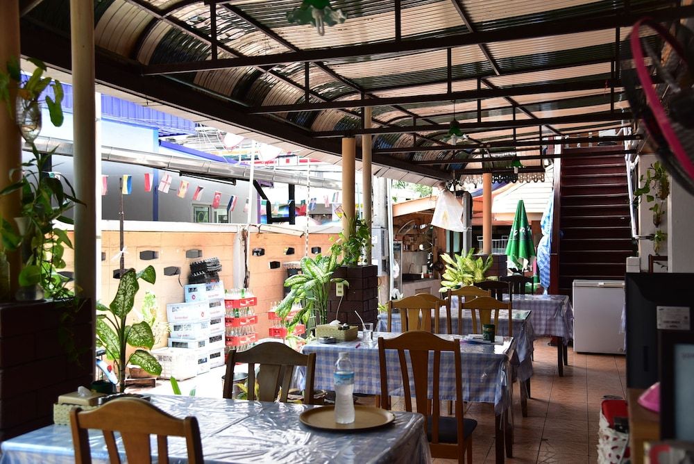 undefined Dragon Serviced Apartment 8