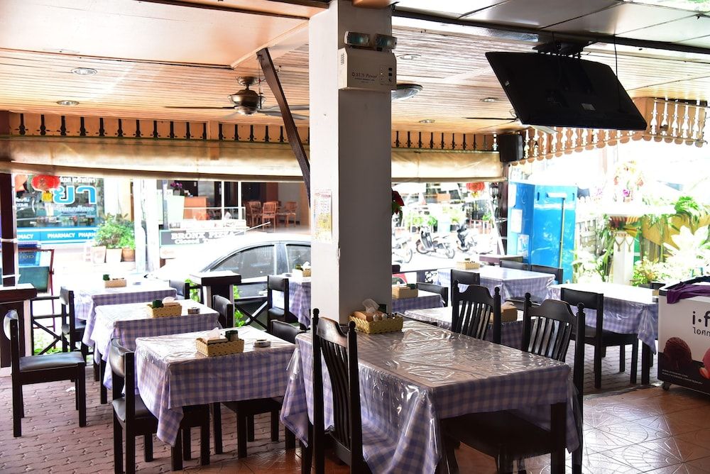 undefined Dragon Serviced Apartment 9