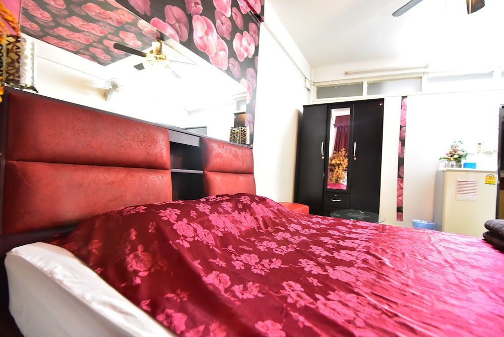 undefined Maxwell Inn 5