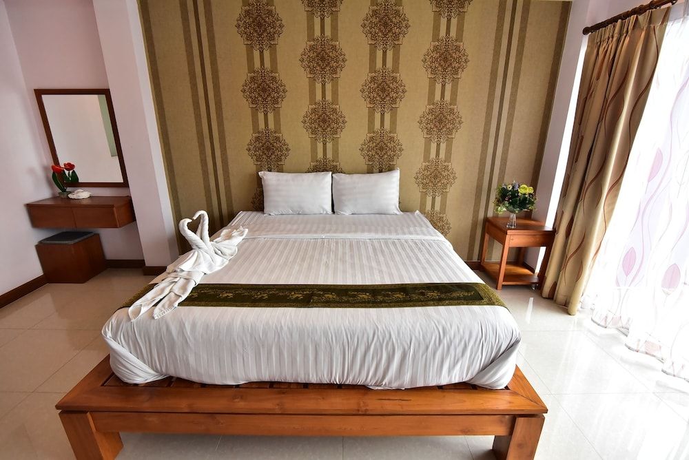 undefined Kaewfathip Apartment 7