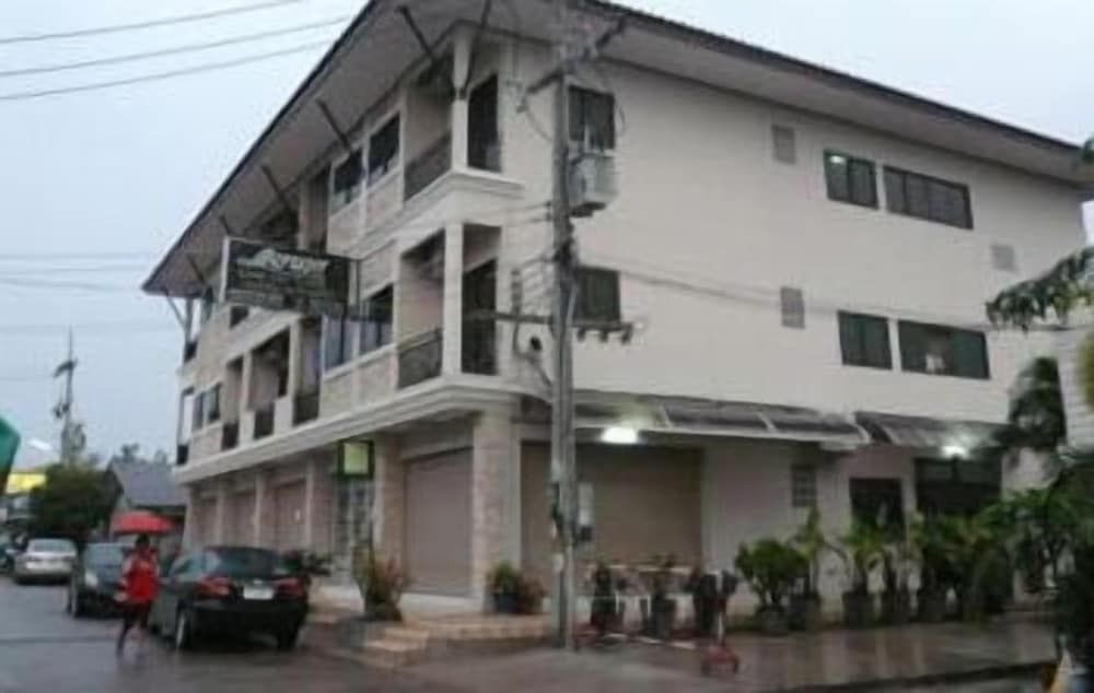 undefined Kaesai Place 4