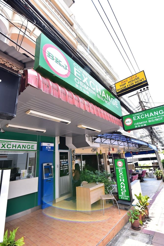 undefined Thip's House 3