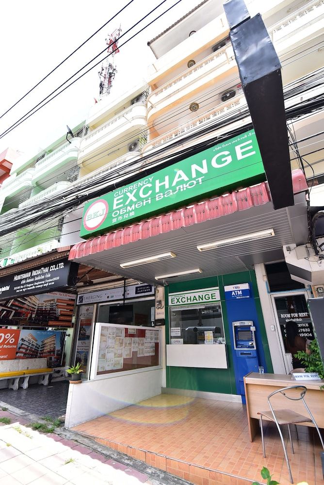 undefined Thip's House 2