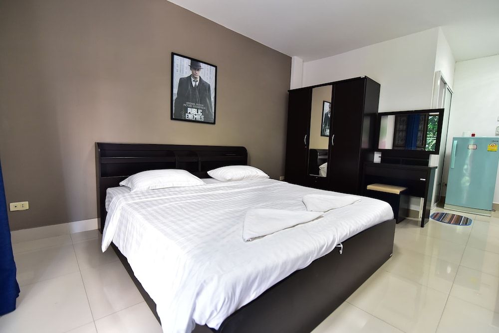 undefined Escobar Guesthouse 8