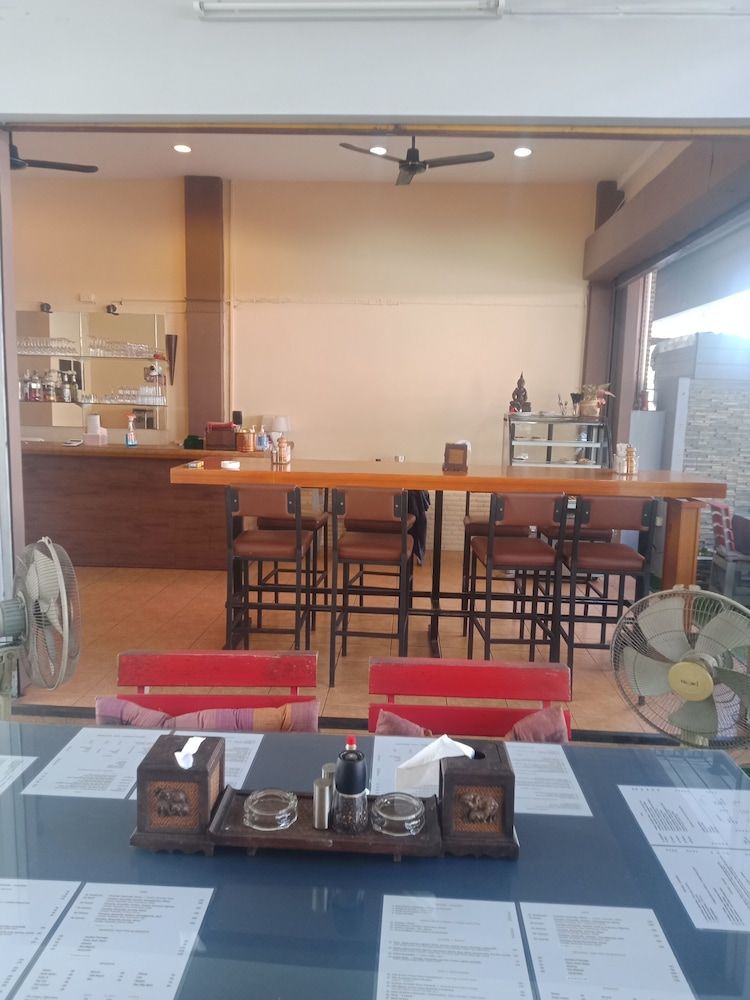 undefined La Canteena 3