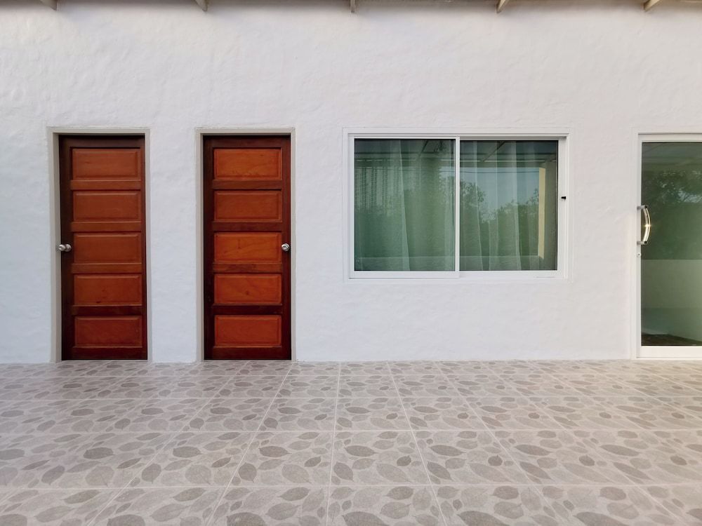 undefined Thepprasit Cosy 5