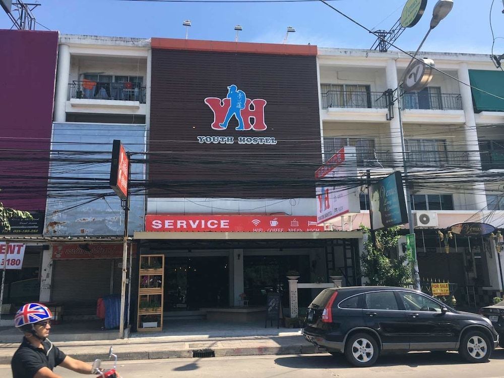 undefined Qing lian Youth Hostel&Cafe