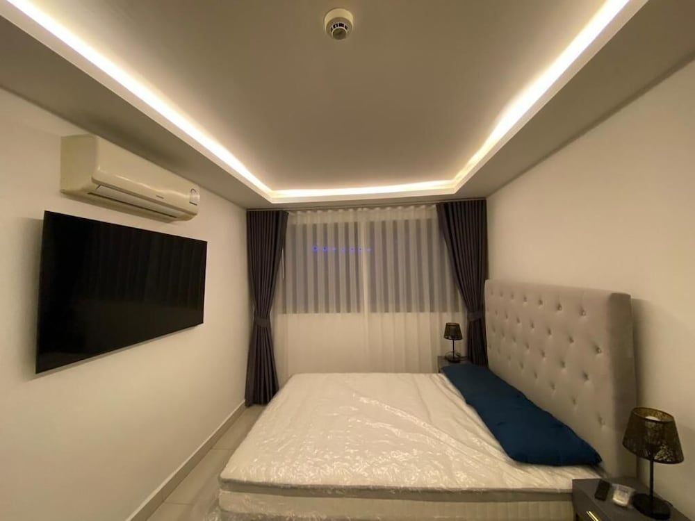 Maldives Resort by PSR ASIA Deluxe Condo, 2 Bedrooms, Balcony 3