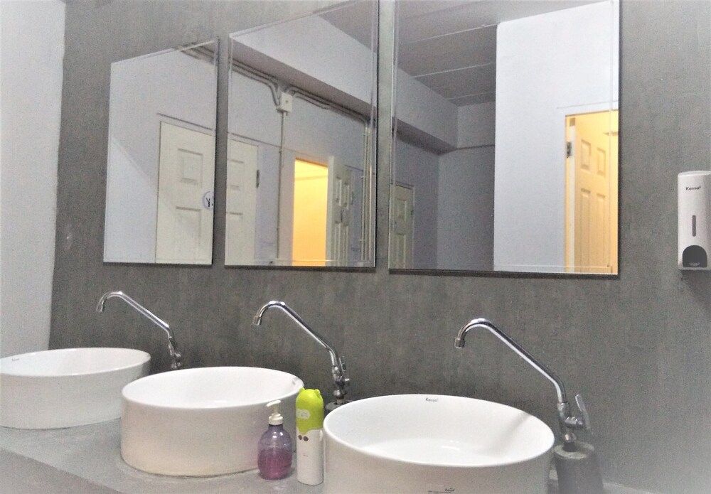 undefined Pattaya Hostel Stay Inn 10