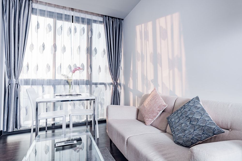 YK Condotel Pattaya Standard Apartment, 1 Queen Bed, Non Smoking, City View 2