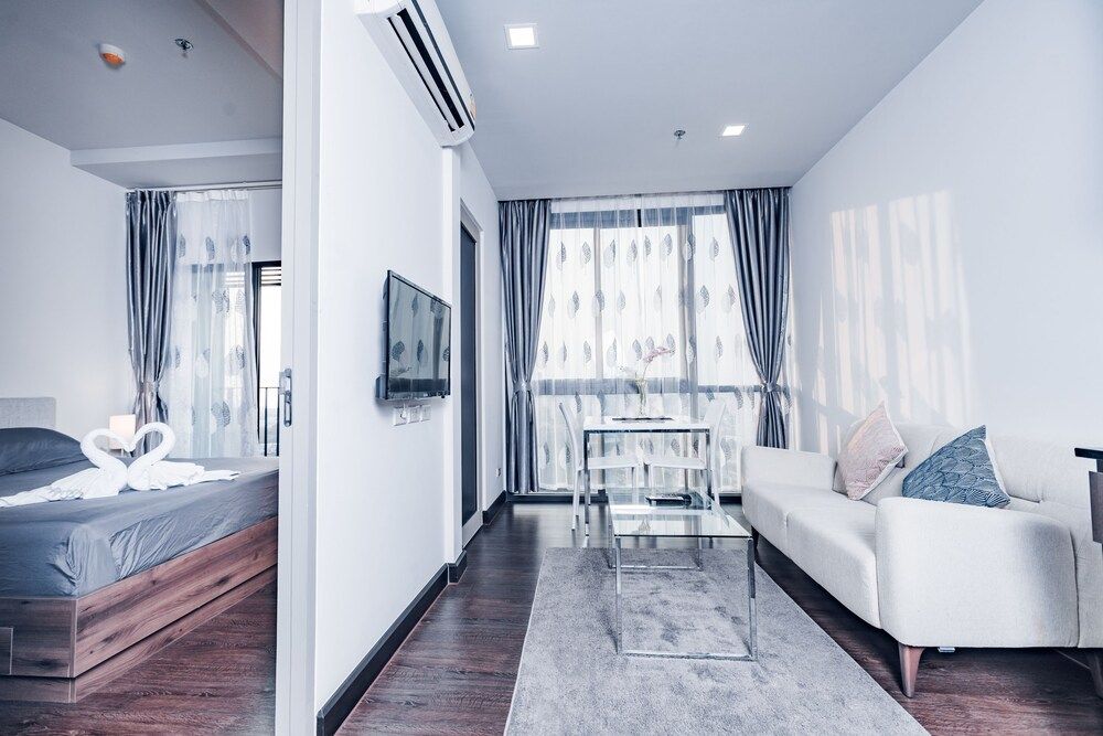 undefined YK Condotel Pattaya