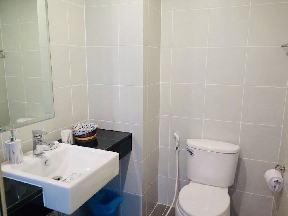 Supalai Mare Pattaya Condo Sea View by Dome Deluxe Room 19