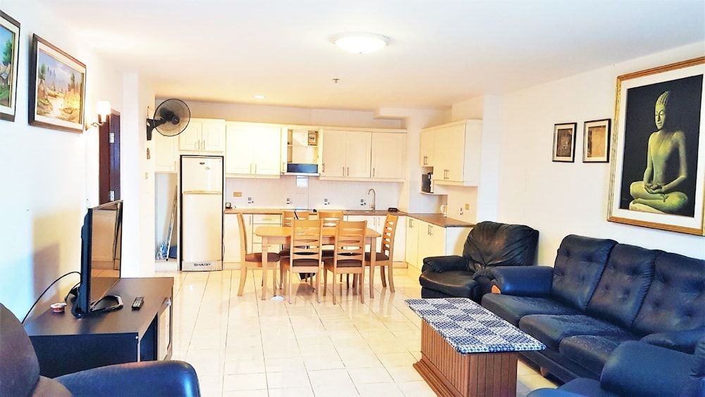 undefined Sea View 1 bed Apartment 2