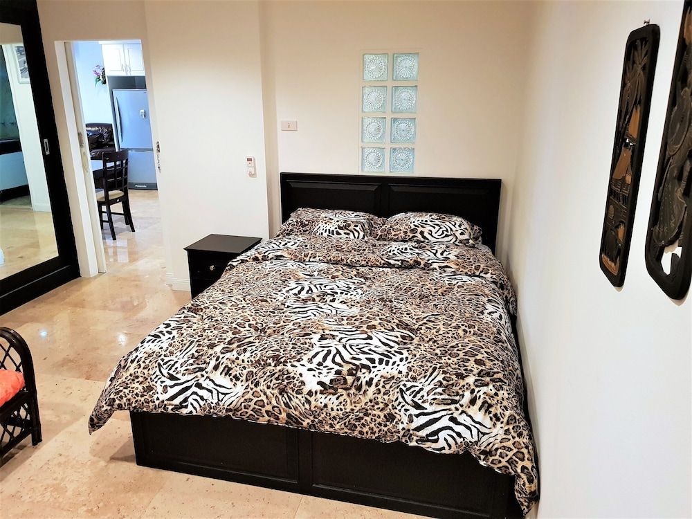 undefined Sea View 2 bed Condo Pattaya 8