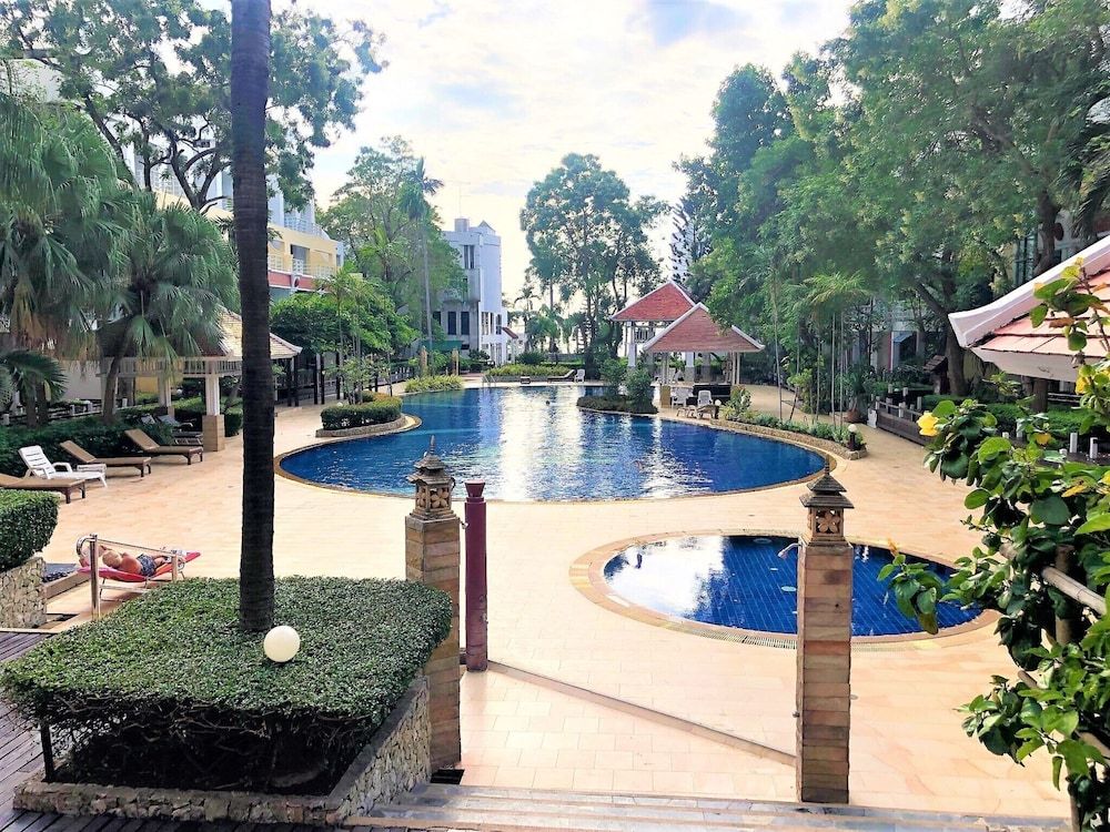 undefined Metro Jomtien Condotel 3