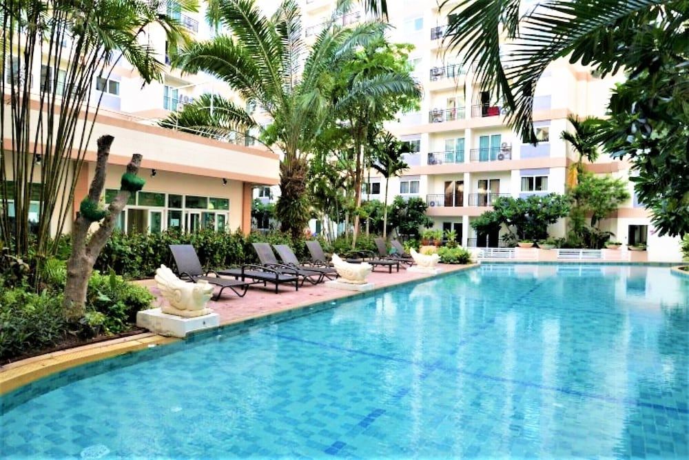 Park Lane Jomtien Resort