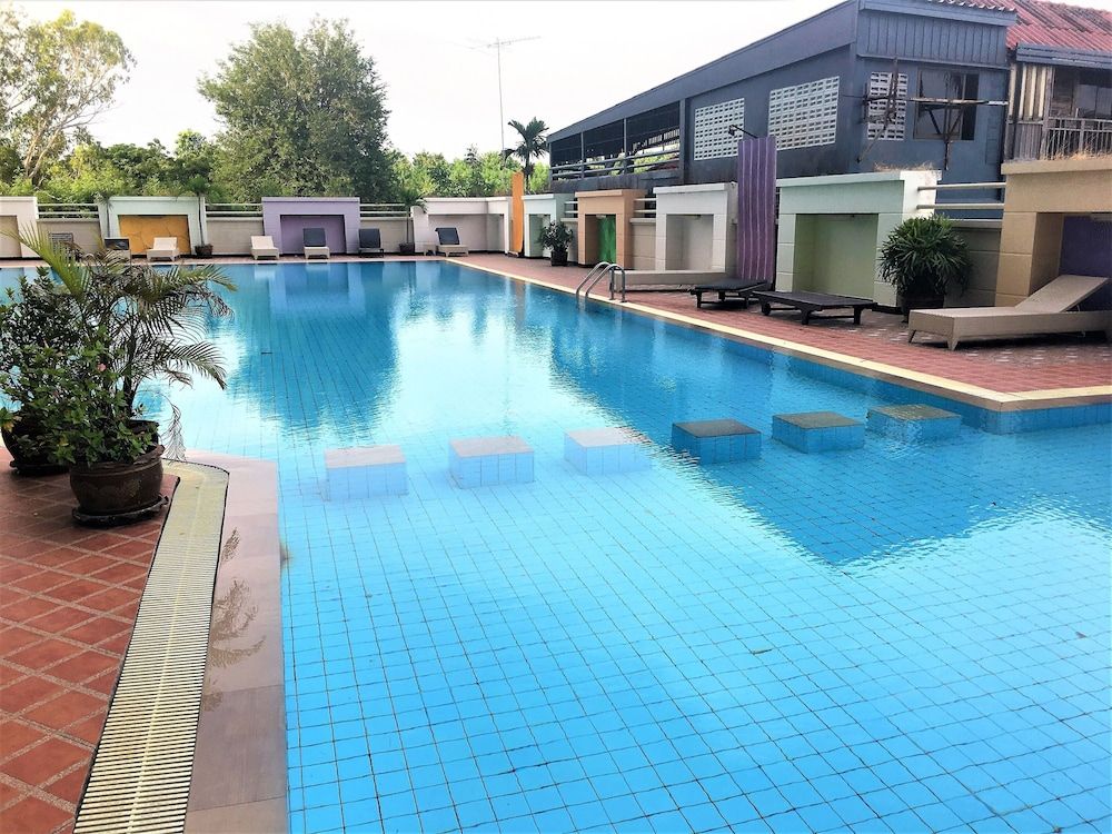 undefined Poolview Condo Rentbuythailand 4