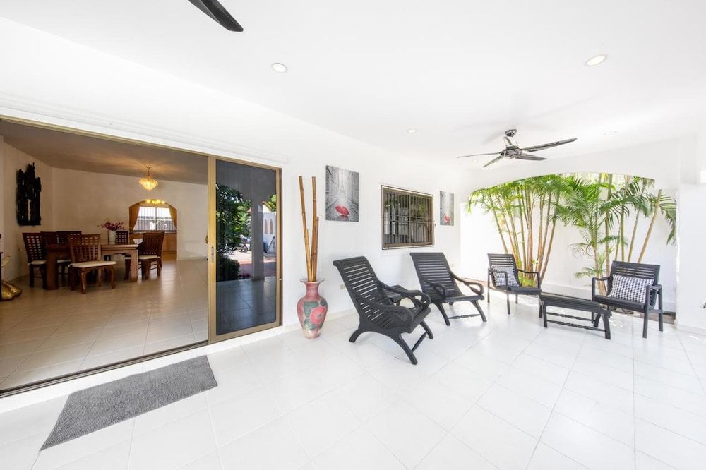 undefined Royal Park Villa 2