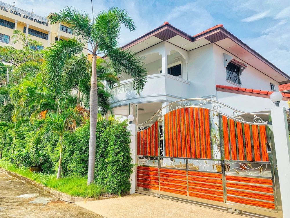 undefined Royal Park Villa