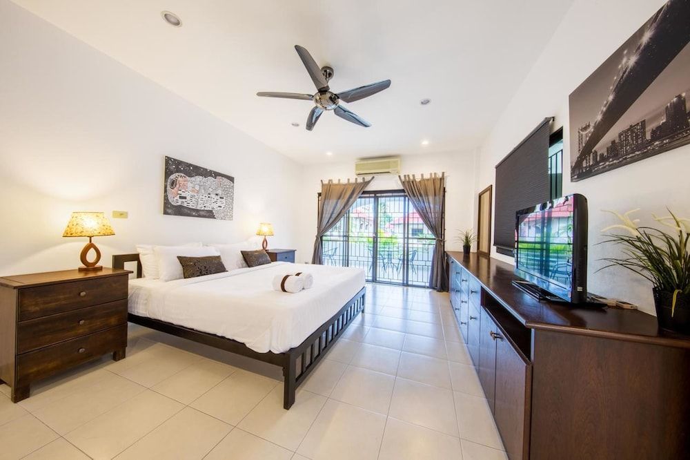 undefined Royal Park Villa 10