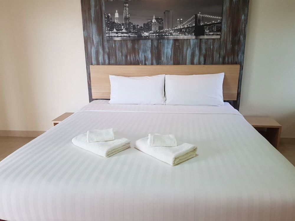 undefined Blue Bed Pattaya SHA by Zuzu 2