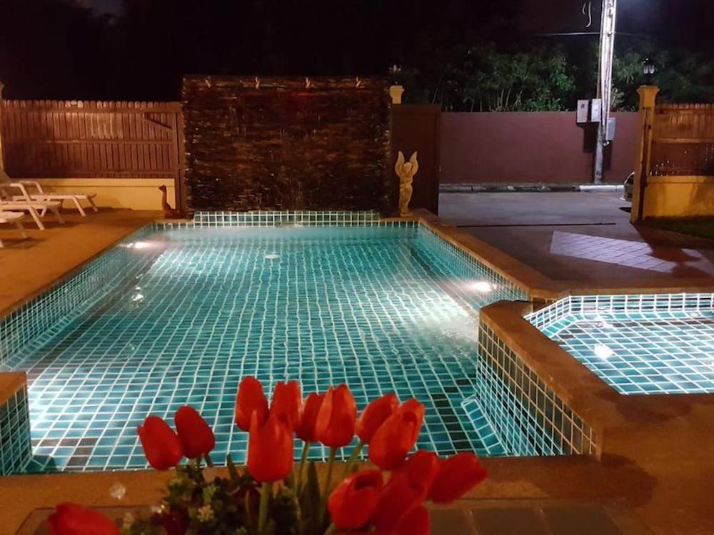 undefined 4 Bedroom Villa Private Pool Central Pattaya 15 min Away 8