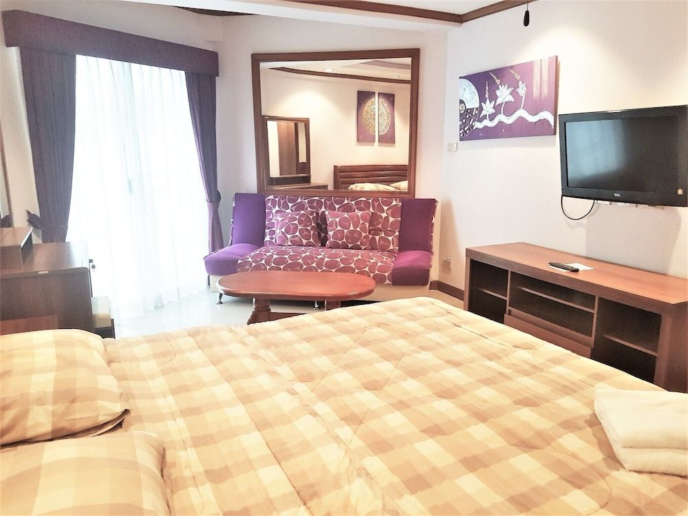 Sea View Studio Apartment Jomtien Beach Condominium 11th Floor Condo, 1 Bedroom, Smoking, Balcony 6