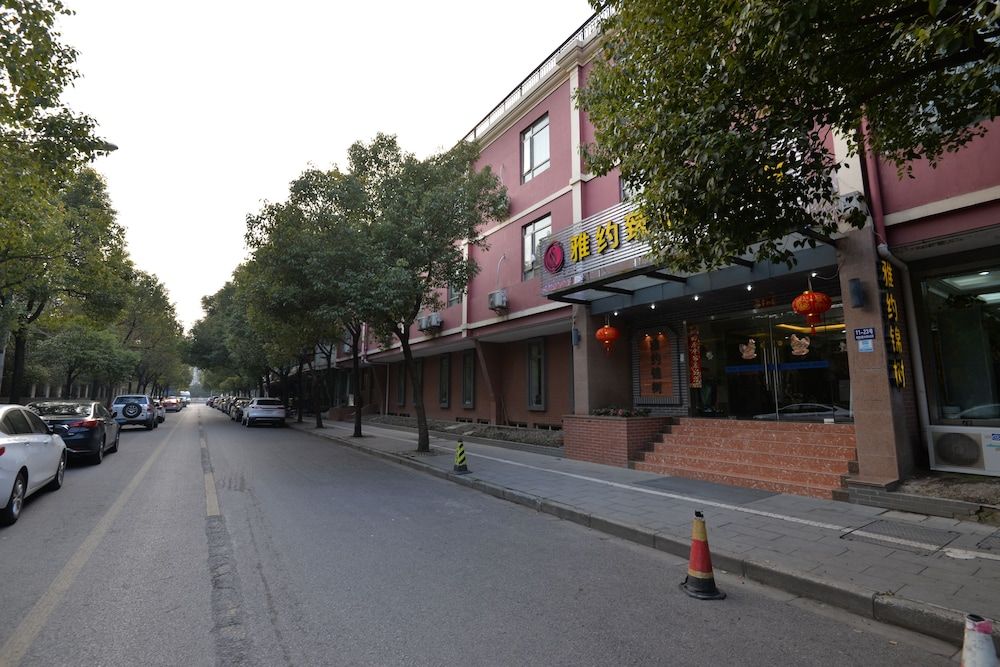 undefined Irene Boutique Hotel Jinshu Branch 8