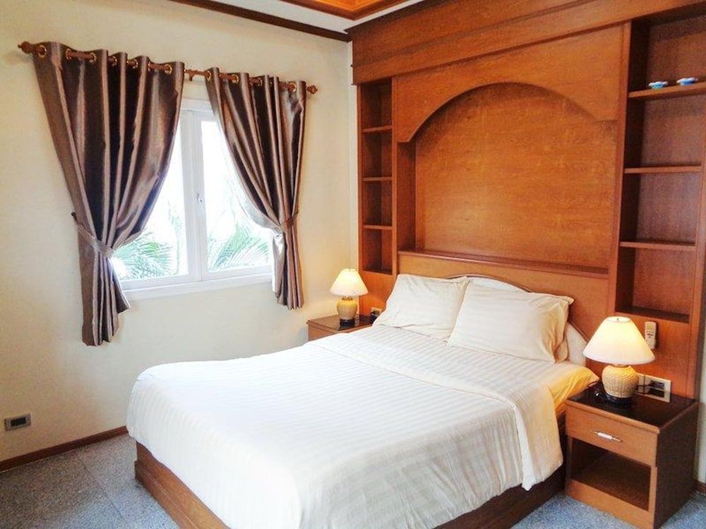 undefined 4 Bedroom Villa Walking Street 15 Min Ride Away 7