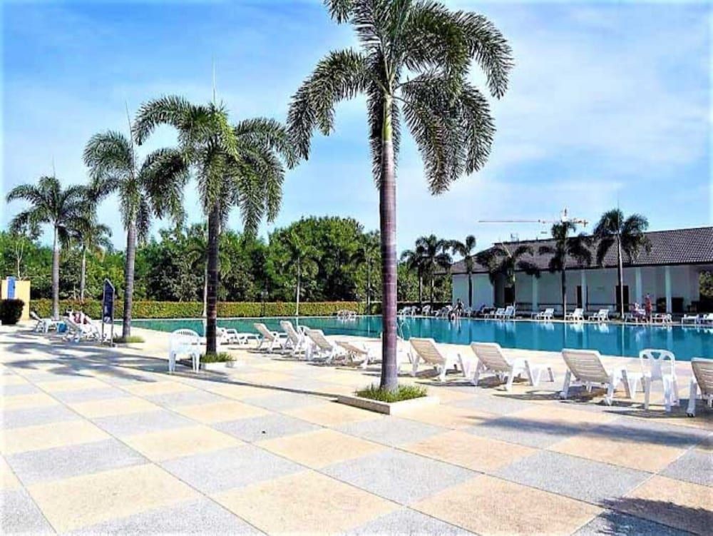 undefined View Talay 8 Large Studio Apartment With sea View Pattaya 6