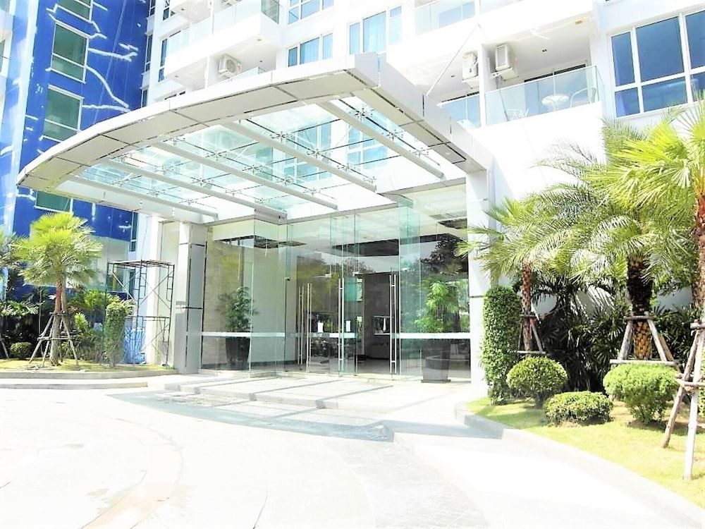 undefined The Cliff sea & Pool Views Studio Apartment Pratumnak Pattaya 3