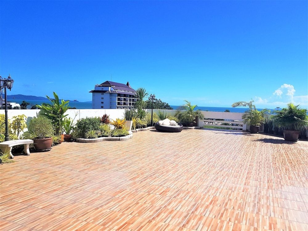 undefined Fantastic sea Pool Views With Huge Terrace at Paradise Condominium Jomtien 3