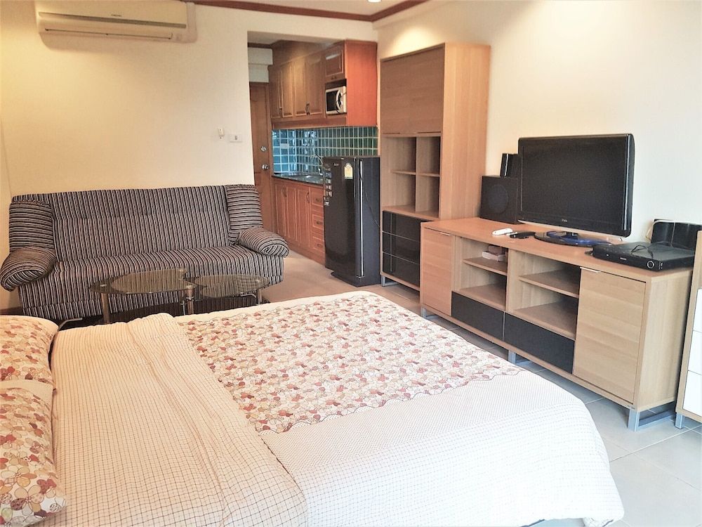 Apartment, 1 Bedroom, Smoking, Balcony