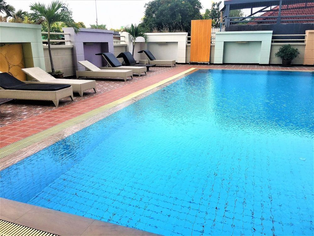 undefined Swimming Pool View Spacious Studio 5 Min To Beach 5