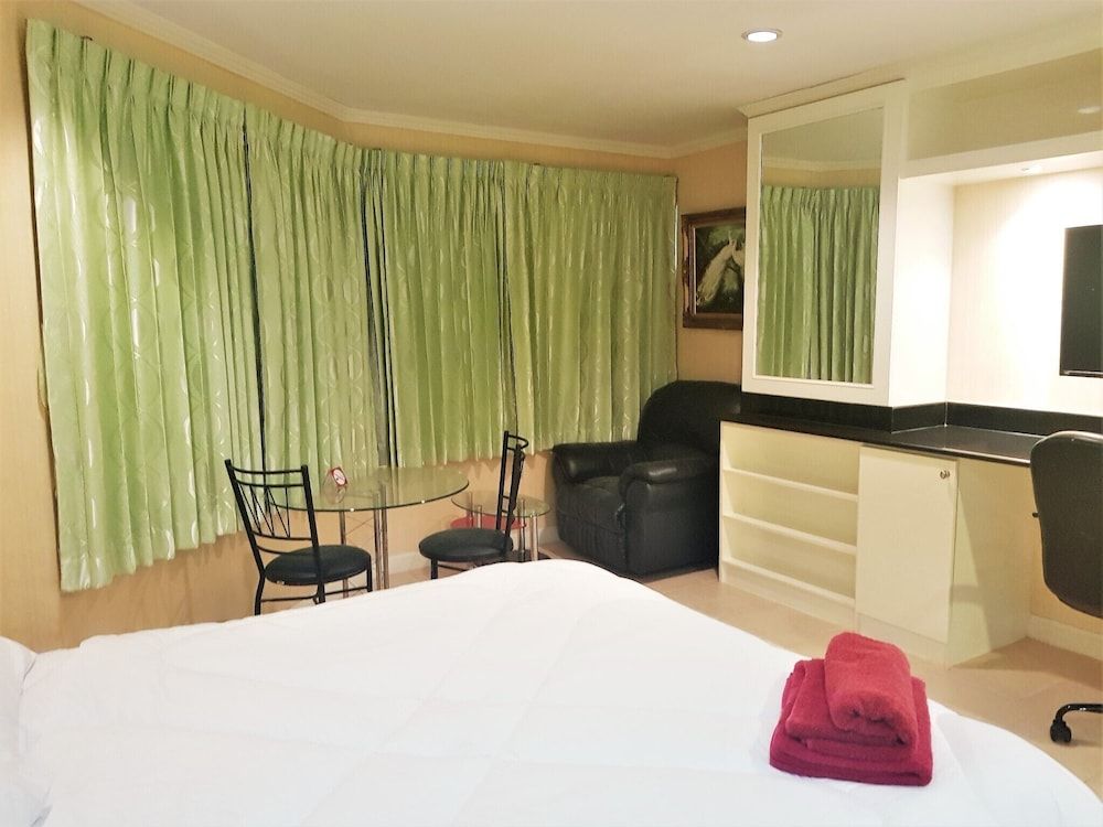 undefined Thip Condotel Jomtien Studio Apartment on soi 7 9